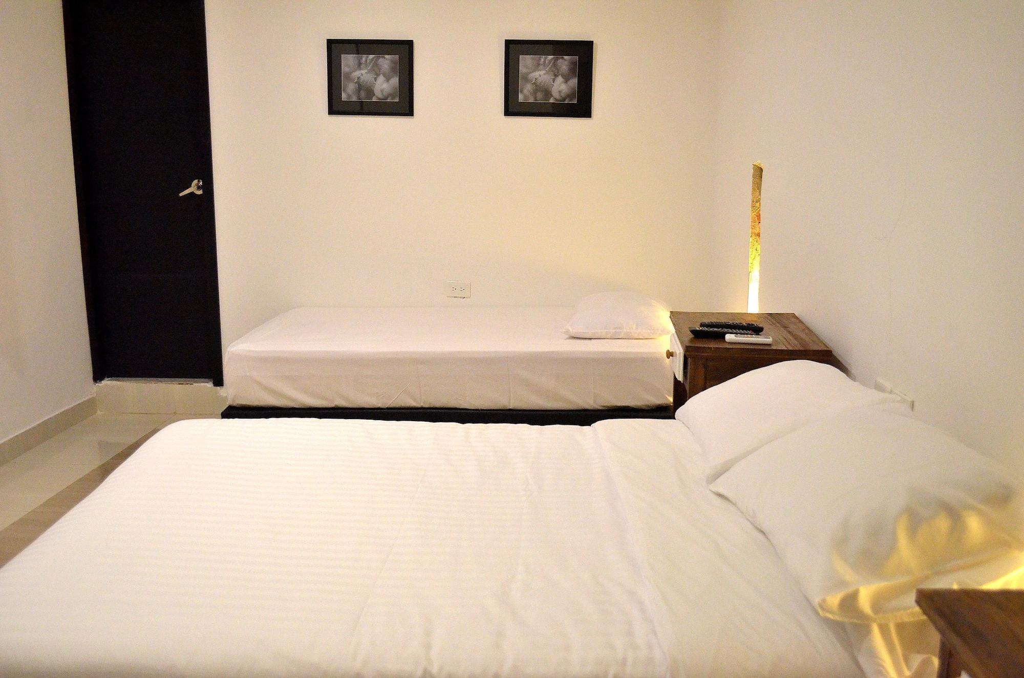 Hotel Galeria La Trinidad Картахена Экстерьер фото